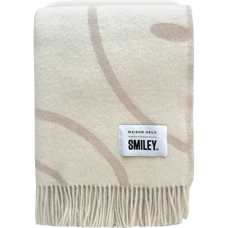 Smiley-Blanket-White-Grey-Room-Decor-24370167447639